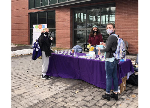 Student Health Ambassadors set up in front of the Jo.