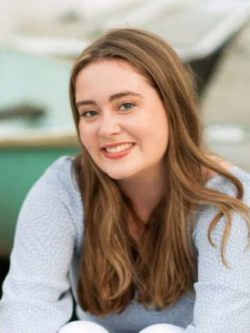 young woman in a grey shirt